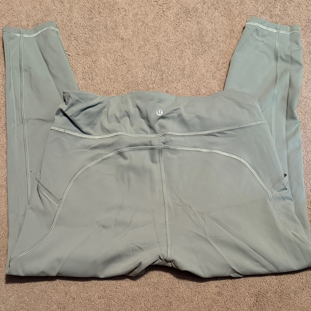 Fast and Free High Rise Lululemon GREEN leggings